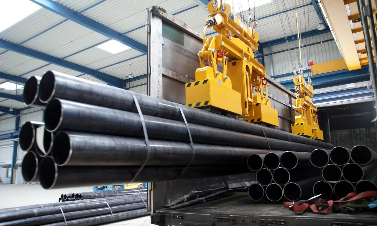 Quality control of seamless steel pipes